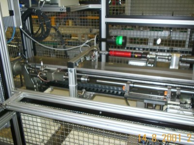 Manual Workplace And Automated Screwing Cell 2